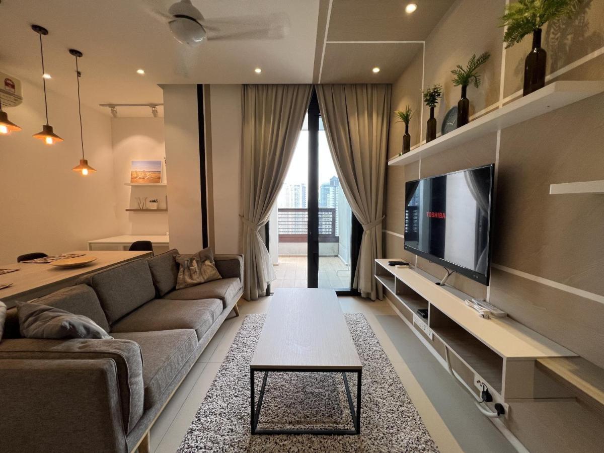 Arcoris, Mont Kiara By Mk Home Kuala Lumpur Exterior photo