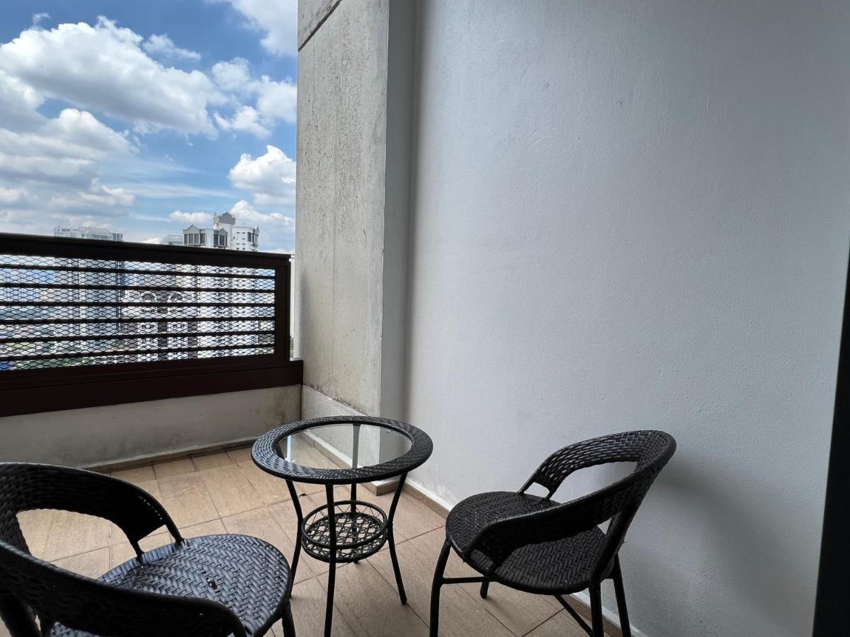 Arcoris, Mont Kiara By Mk Home Kuala Lumpur Exterior photo