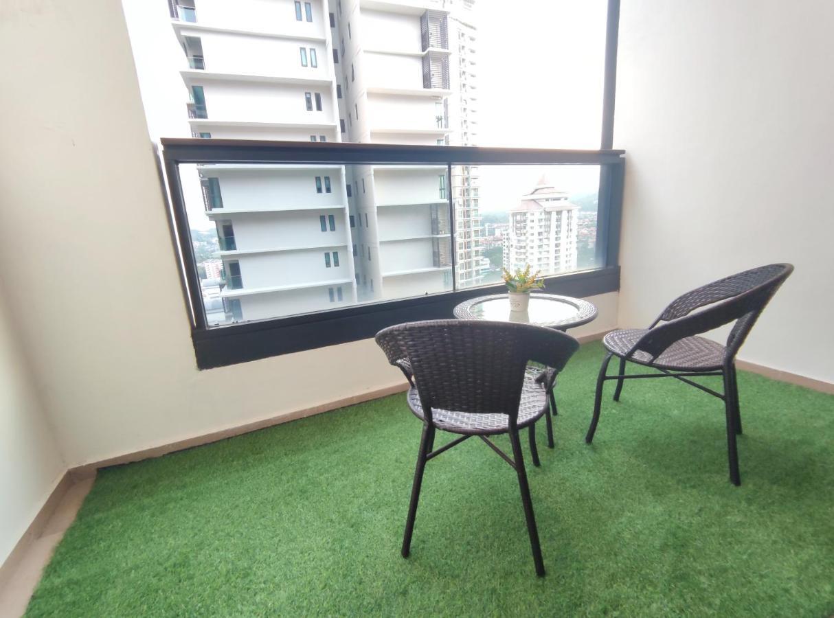 Arcoris, Mont Kiara By Mk Home Kuala Lumpur Exterior photo